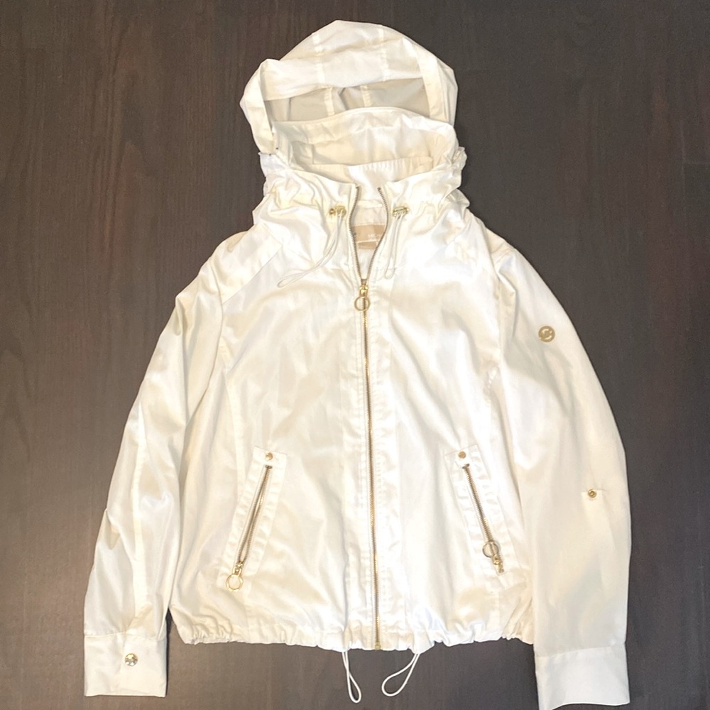 Michael Kors packable Rain Jacket - White with Gold detailing Sz L